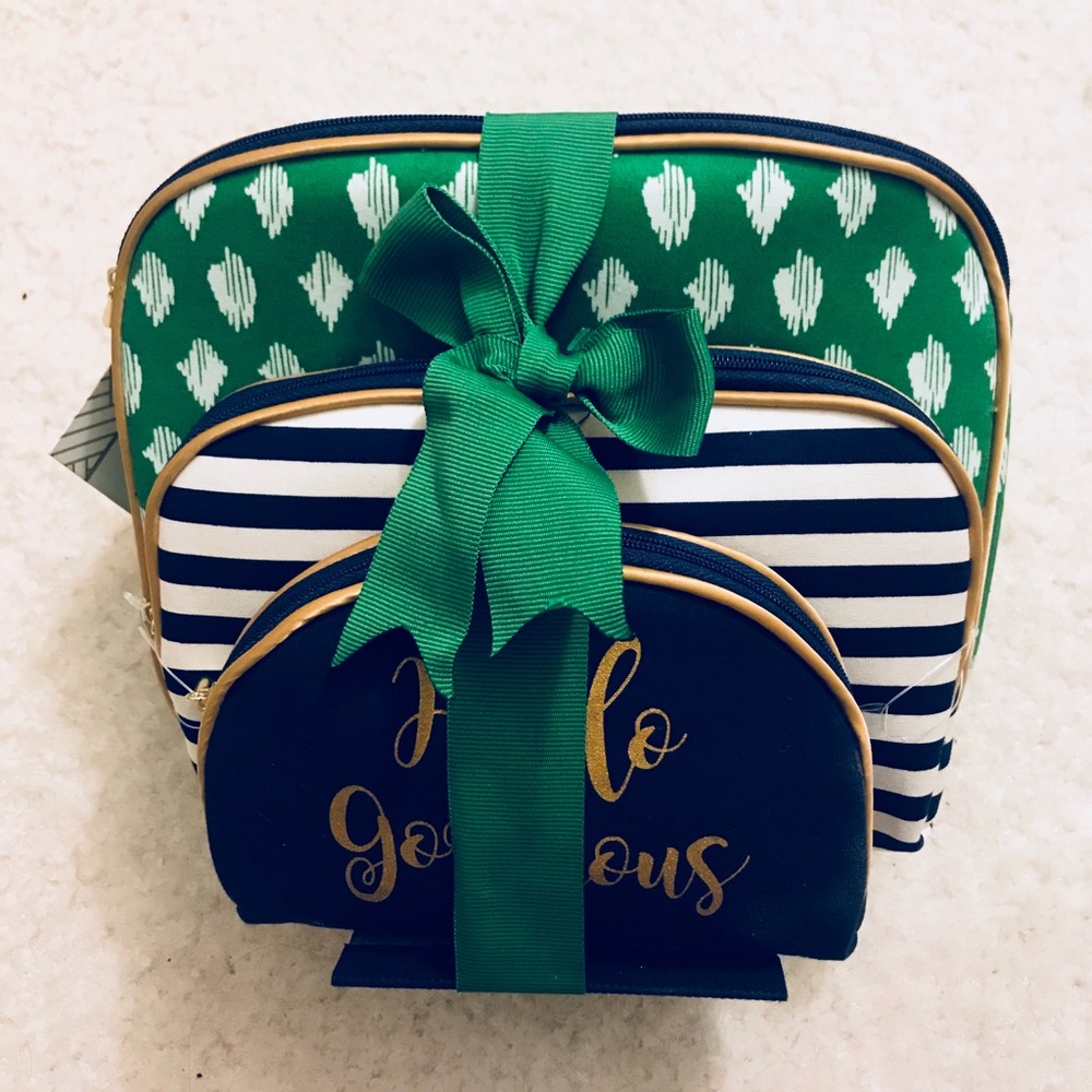 3 Piece Travel Cosmetics Bag : “Hello Gorgeous”